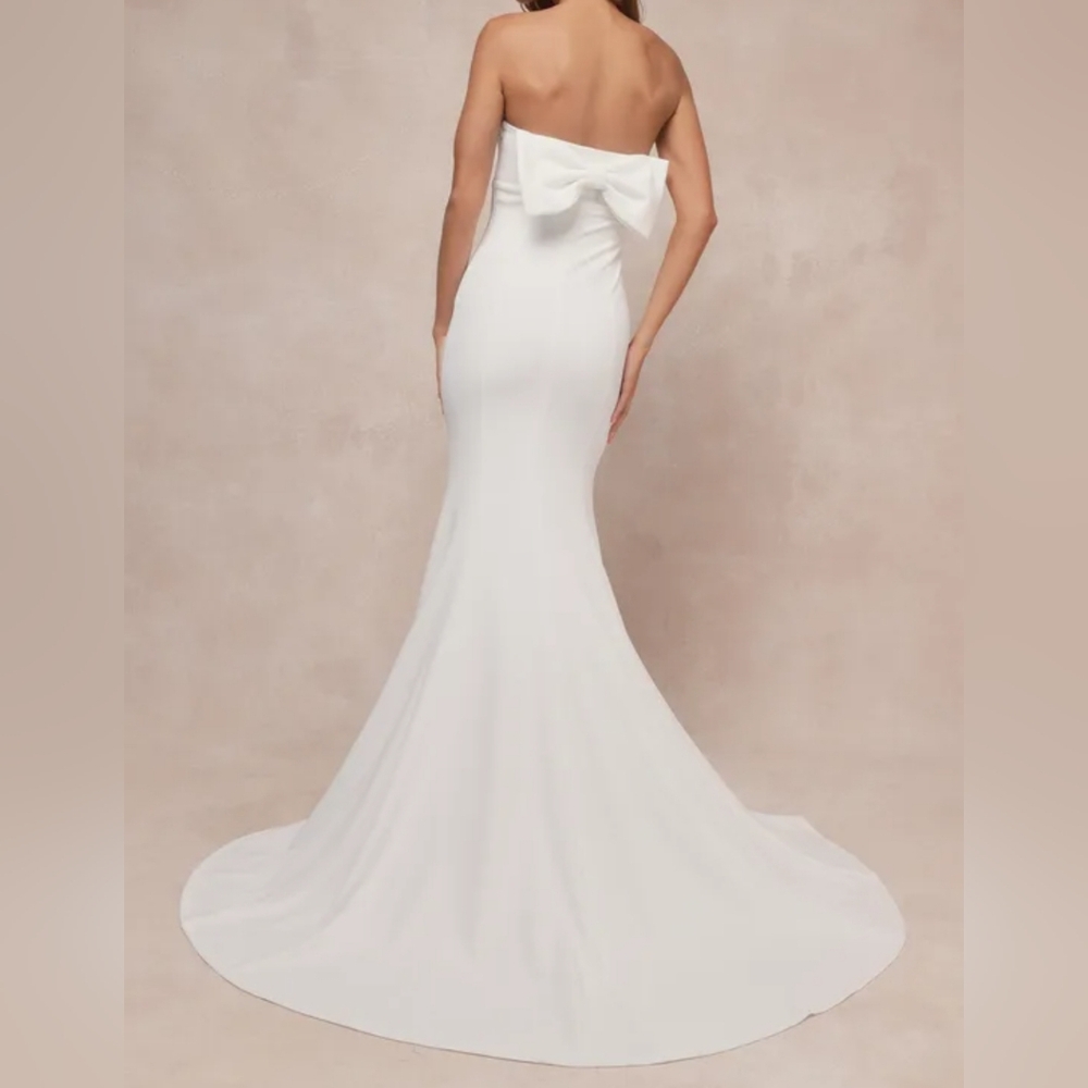 LULU'S WHITE STRAPLESS BOW MERMAID MAXI DRESS SIZE SMALL